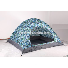 Tenda de camping dobrável manual com tela de camuflagem